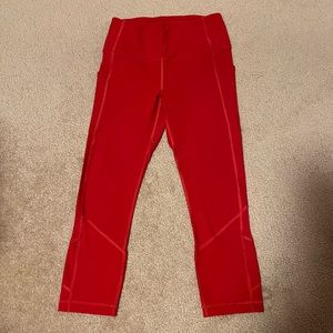 Lululemon Pace Rival Crop 22” Dark Red size 6 EUC